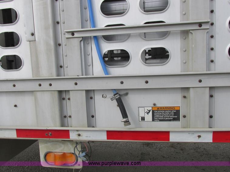 image for item I8899 2001 Wilson PSAL-303P aluminum livestock trailer