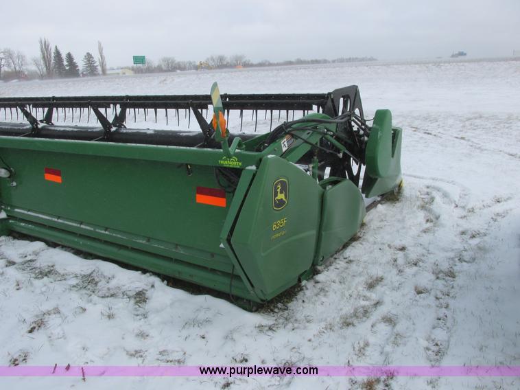 image for item A8751 2005 John Deere 635F Hydraflex platform head