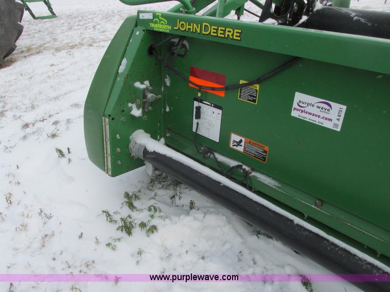 image for item A8751 2005 John Deere 635F Hydraflex platform head