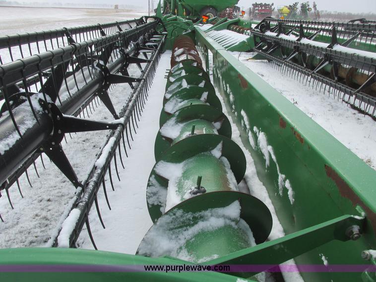 image for item A8751 2005 John Deere 635F Hydraflex platform head