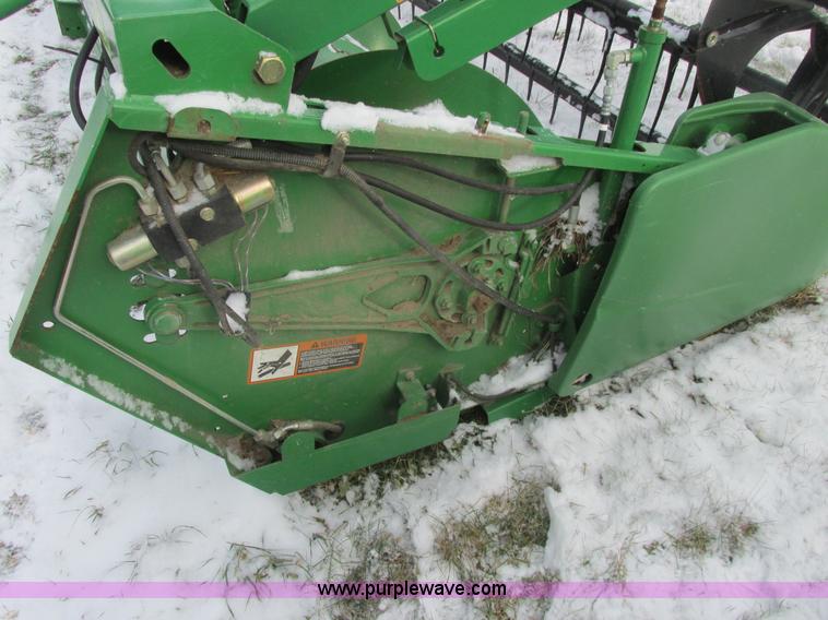 image for item A8751 2005 John Deere 635F Hydraflex platform head