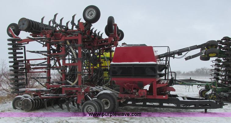 image for item A8752 1996 Case IH 8500 air seeder
