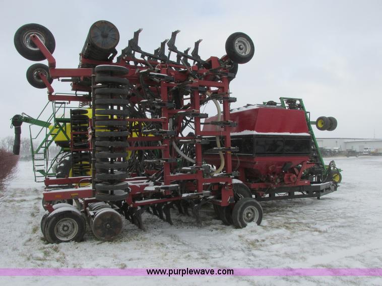 image for item A8752 1996 Case IH 8500 air seeder