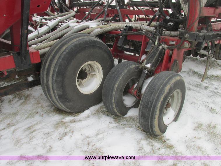 image for item A8752 1996 Case IH 8500 air seeder