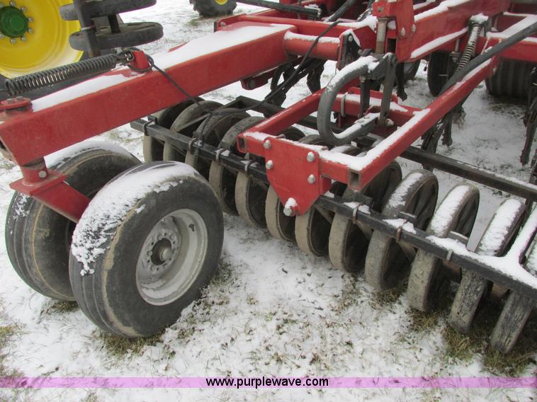 image for item A8752 1996 Case IH 8500 air seeder