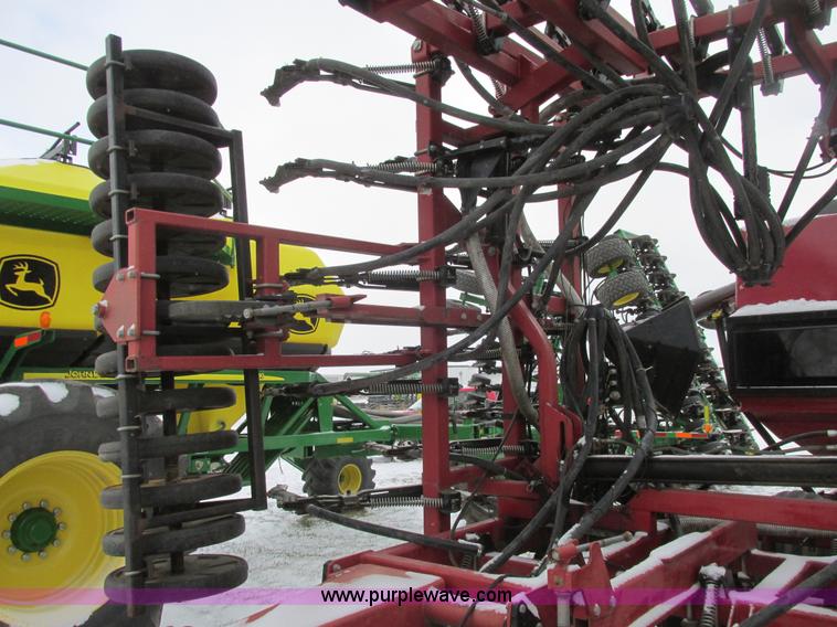 image for item A8752 1996 Case IH 8500 air seeder