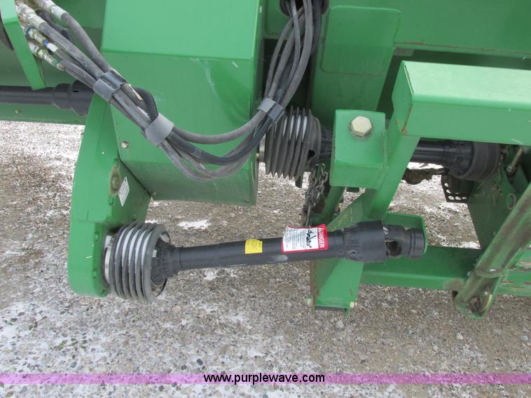 image for item A8755 2007 John Deere 936D platform draper head