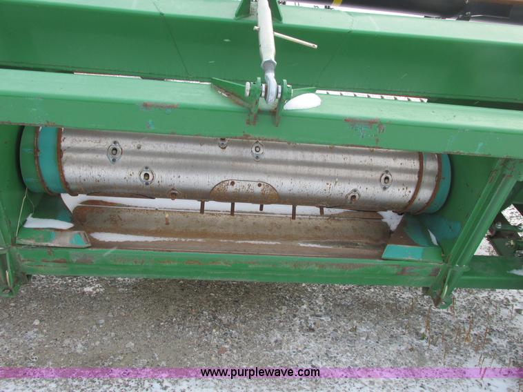 image for item A8755 2007 John Deere 936D platform draper head