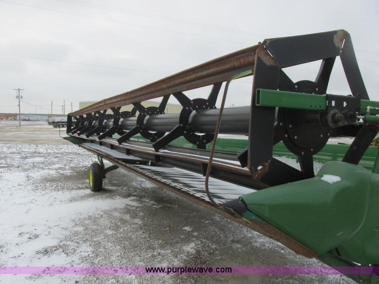 image for item A8755 2007 John Deere 936D platform draper head