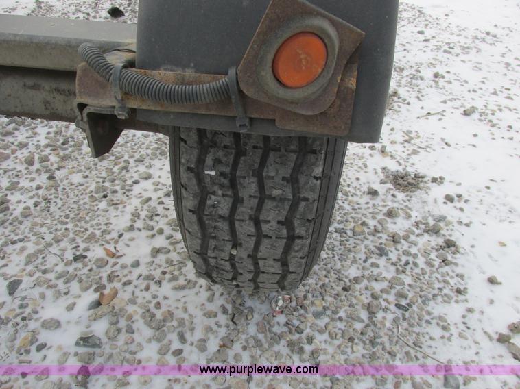 image for item A8757 2013 Frontier HT1242 header trailer