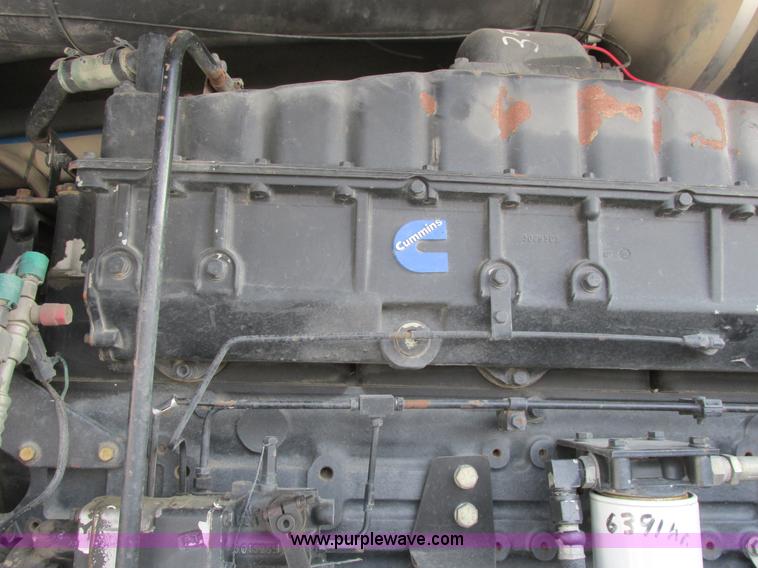 image for item A8766 1995 New Holland 9680 4WD tractor