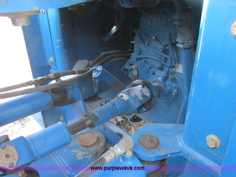 image for item A8766 1995 New Holland 9680 4WD tractor