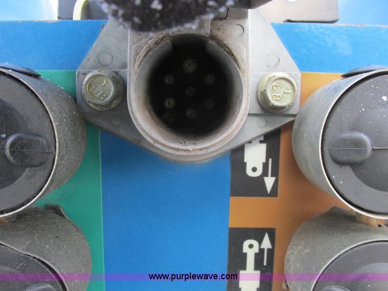 image for item A8766 1995 New Holland 9680 4WD tractor