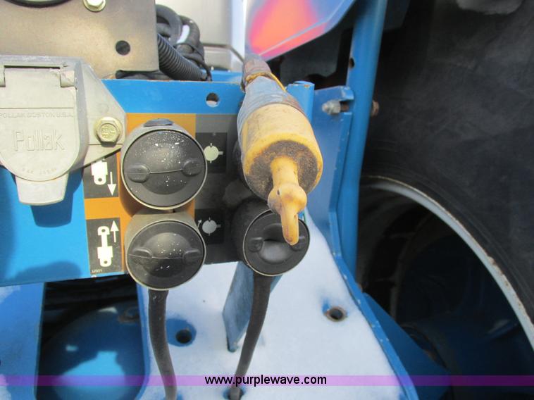 image for item A8766 1995 New Holland 9680 4WD tractor