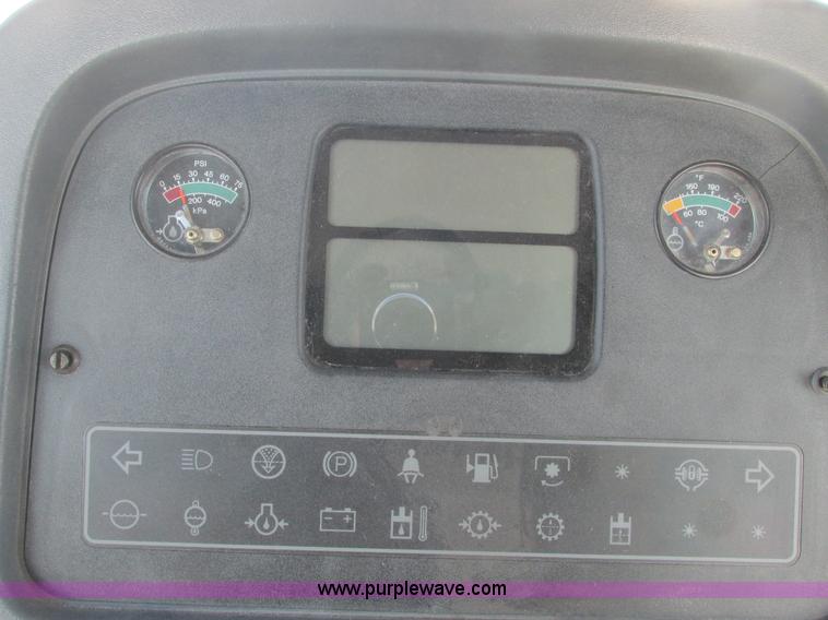 image for item A8766 1995 New Holland 9680 4WD tractor