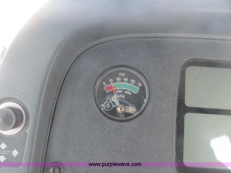 image for item A8766 1995 New Holland 9680 4WD tractor