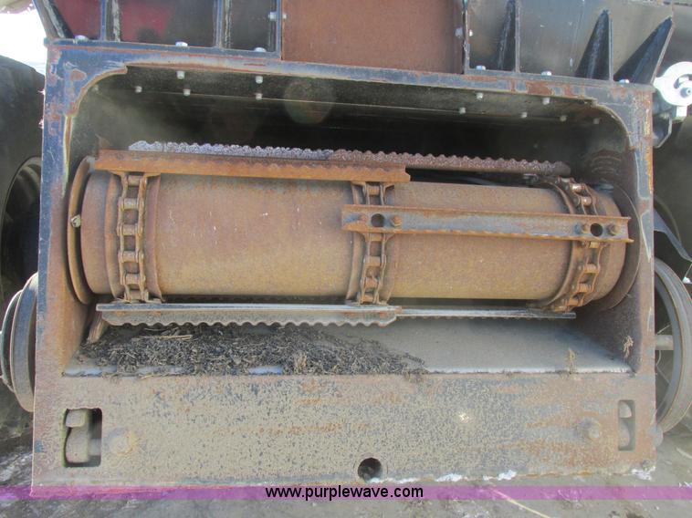 image for item A8769 1998 Gleaner R72 combine