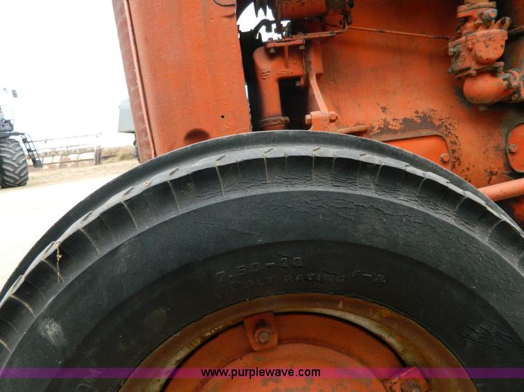 image for item AX9617 Case LA tractor