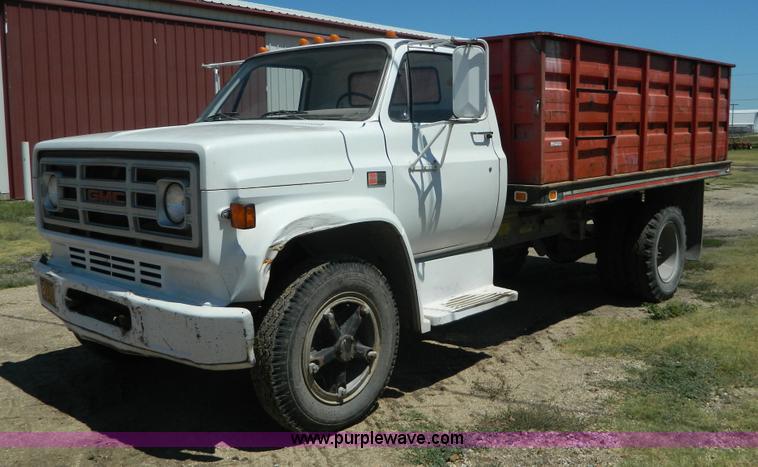 image for item AX9738 1983 GMC grain truck