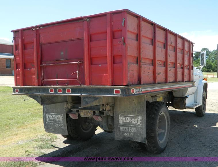 image for item AX9738 1983 GMC grain truck