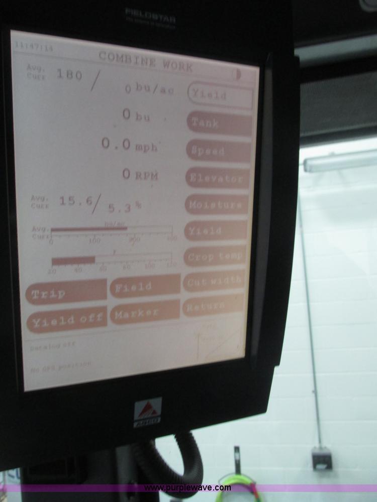 image for item G9861 2001 Gleaner R62 Fieldstar combine