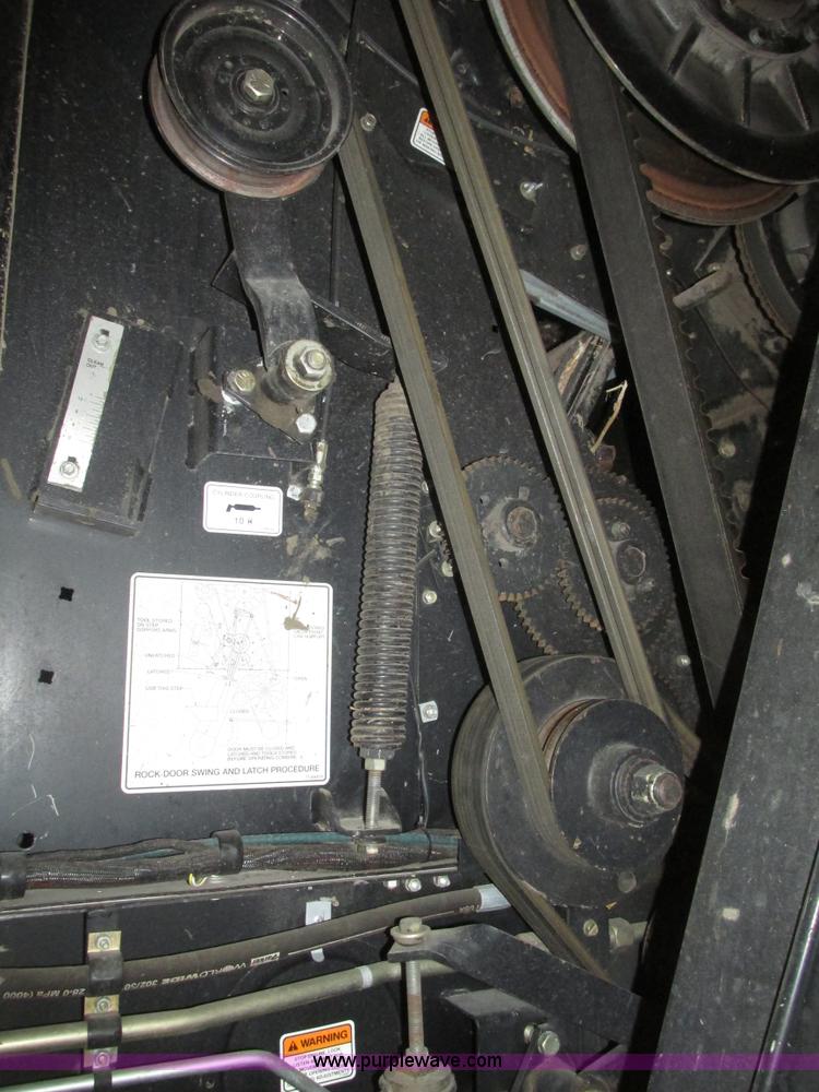 image for item G9861 2001 Gleaner R62 Fieldstar combine