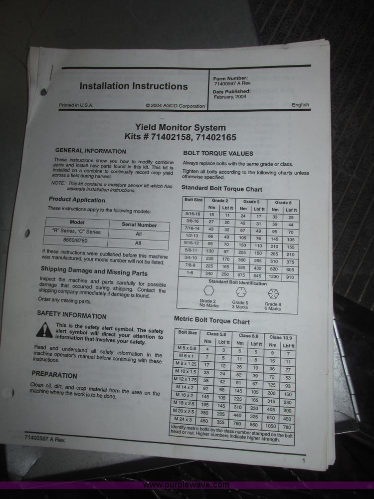 image for item G9861 2001 Gleaner R62 Fieldstar combine