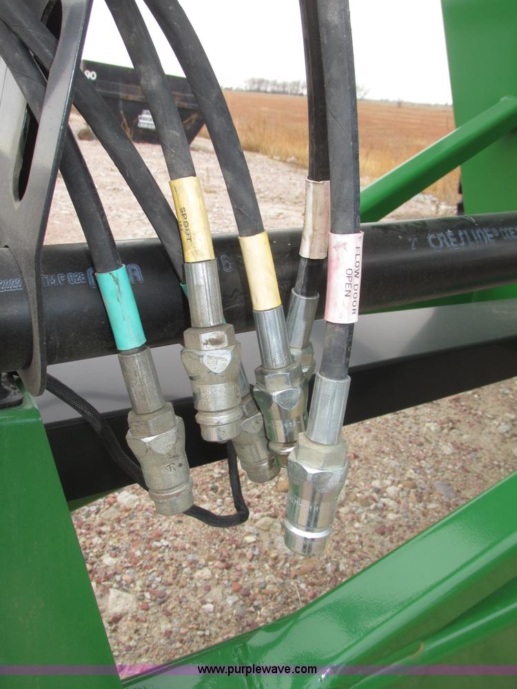 image for item G9880 2013 Parker 1039 grain cart