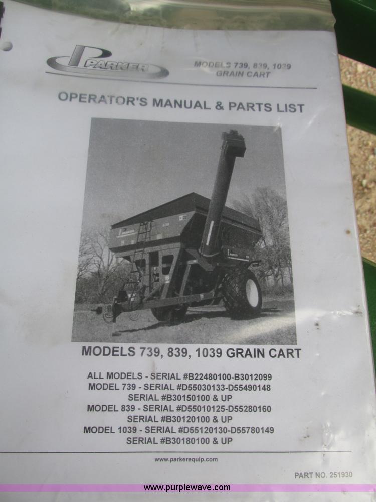 image for item G9880 2013 Parker 1039 grain cart