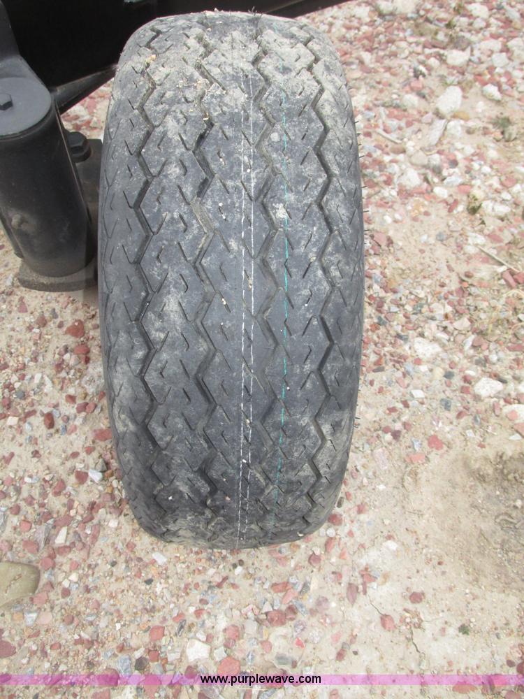 image for item G9881 2013 Unverferth HT36 Field Runner header trailer