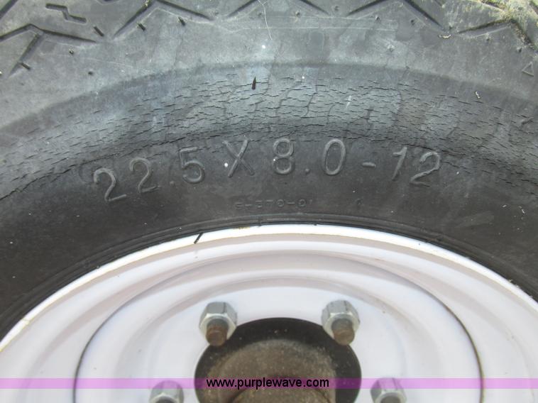 image for item G9881 2013 Unverferth HT36 Field Runner header trailer