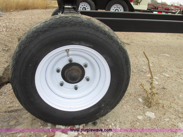 image for item G9881 2013 Unverferth HT36 Field Runner header trailer