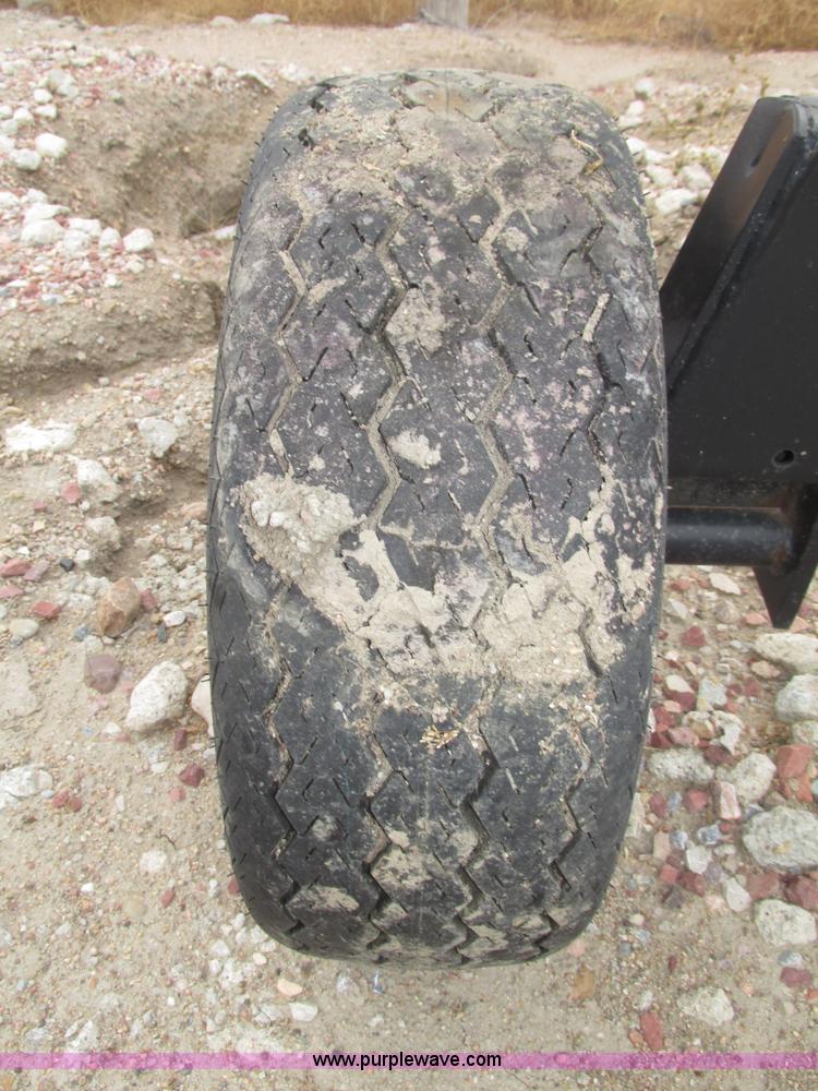 image for item G9881 2013 Unverferth HT36 Field Runner header trailer