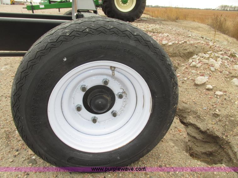 image for item G9881 2013 Unverferth HT36 Field Runner header trailer