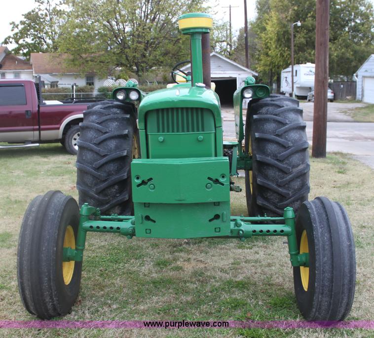 image for item H2015 1965 John Deere 4020 tractor