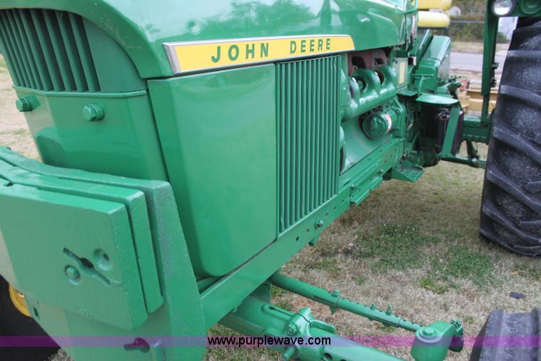 image for item H2015 1965 John Deere 4020 tractor