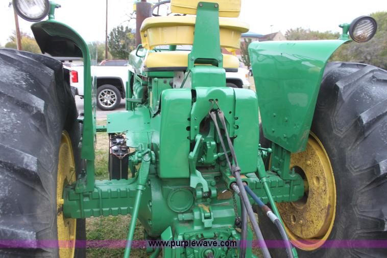 image for item H2015 1965 John Deere 4020 tractor