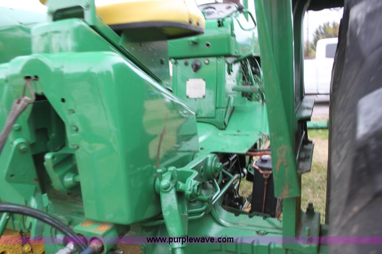 image for item H2015 1965 John Deere 4020 tractor