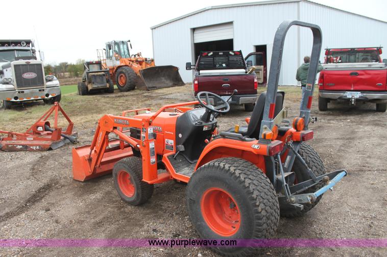 image for item H2018 Kubota B7510 tractor