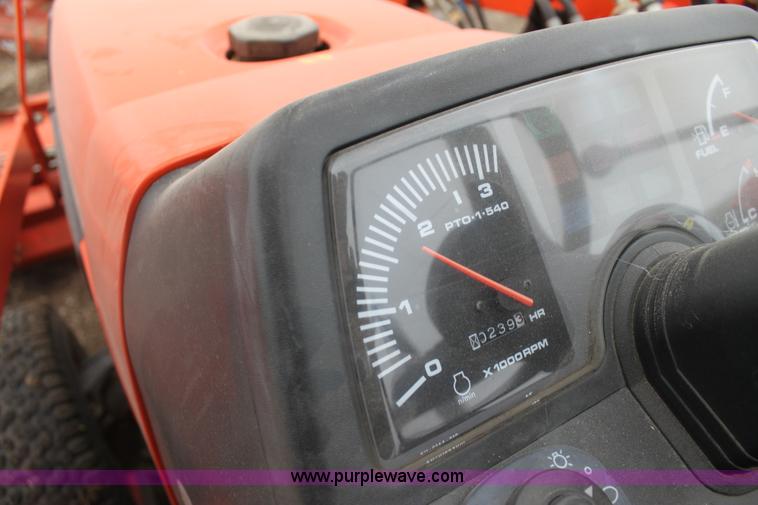 image for item H2018 Kubota B7510 tractor