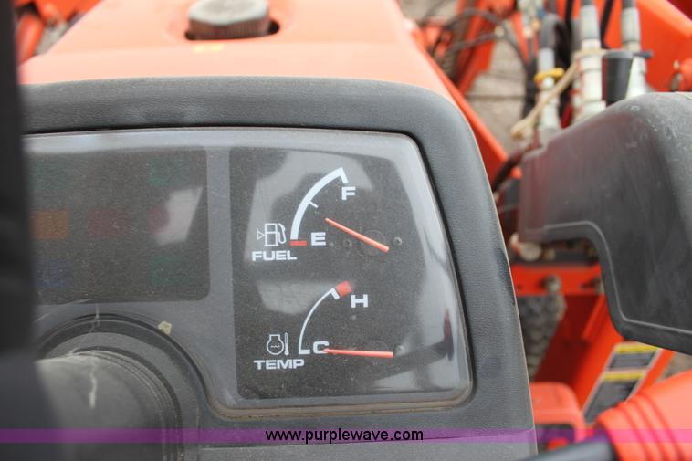 image for item H2018 Kubota B7510 tractor