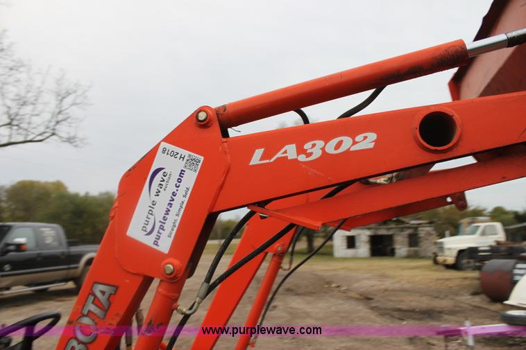 image for item H2018 Kubota B7510 tractor