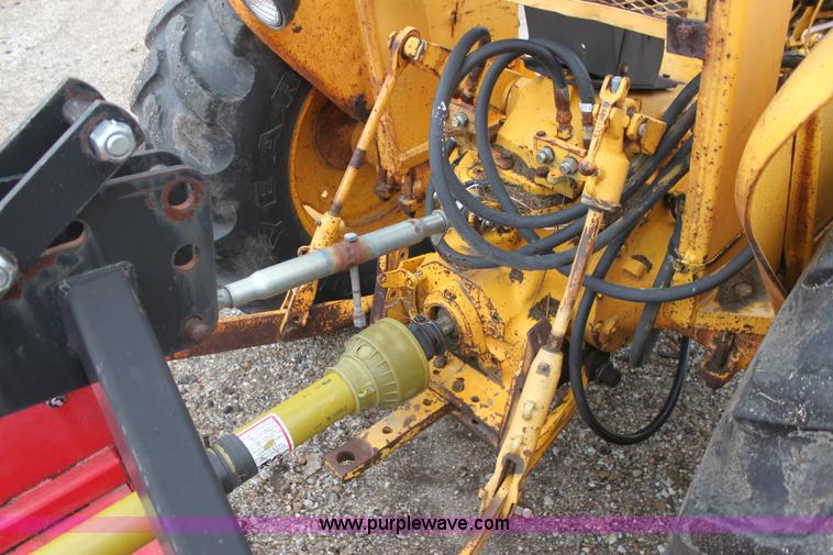 image for item H2023 John Deere 401B tractor