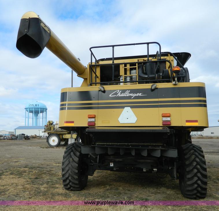 image for item H2313 2005 Challenger 670 RWA combine