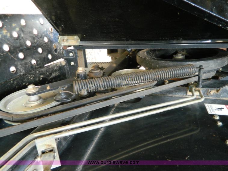 image for item H2313 2005 Challenger 670 RWA combine