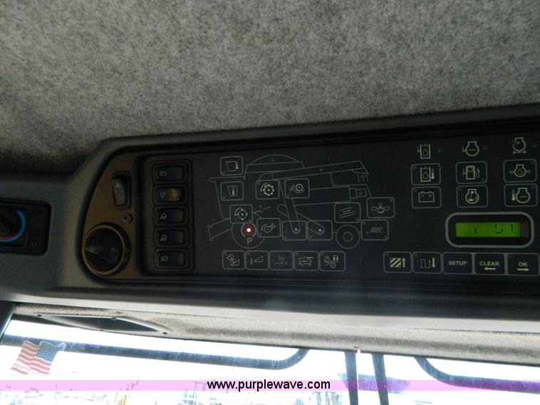 image for item H2313 2005 Challenger 670 RWA combine