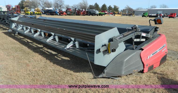 image for item H2317 2009 Massey-Ferguson 7200 head