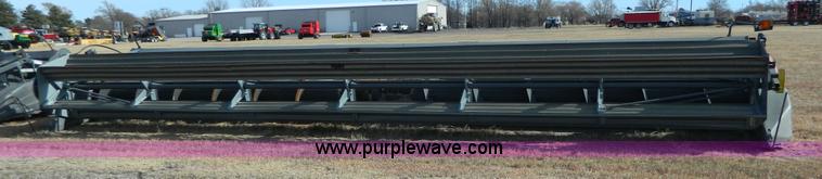 image for item H2317 2009 Massey-Ferguson 7200 head