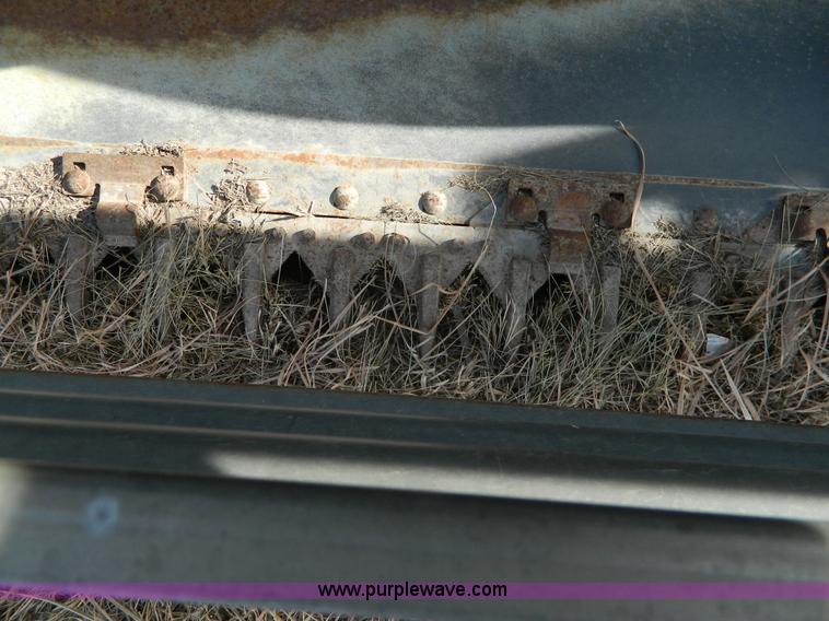 image for item H2317 2009 Massey-Ferguson 7200 head