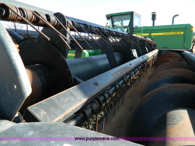 image for item H2318 2000 Mac Don 9350 self-propelled swather